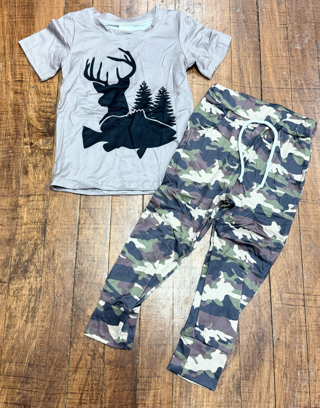 Camo Hunt/Fish Outfit