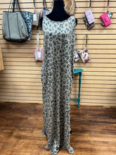 Load image into Gallery viewer, Leopard Maxi Dress
