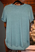 Load image into Gallery viewer, The Basic Tee Teal
