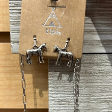 Load image into Gallery viewer, Horse Necklace with earrings
